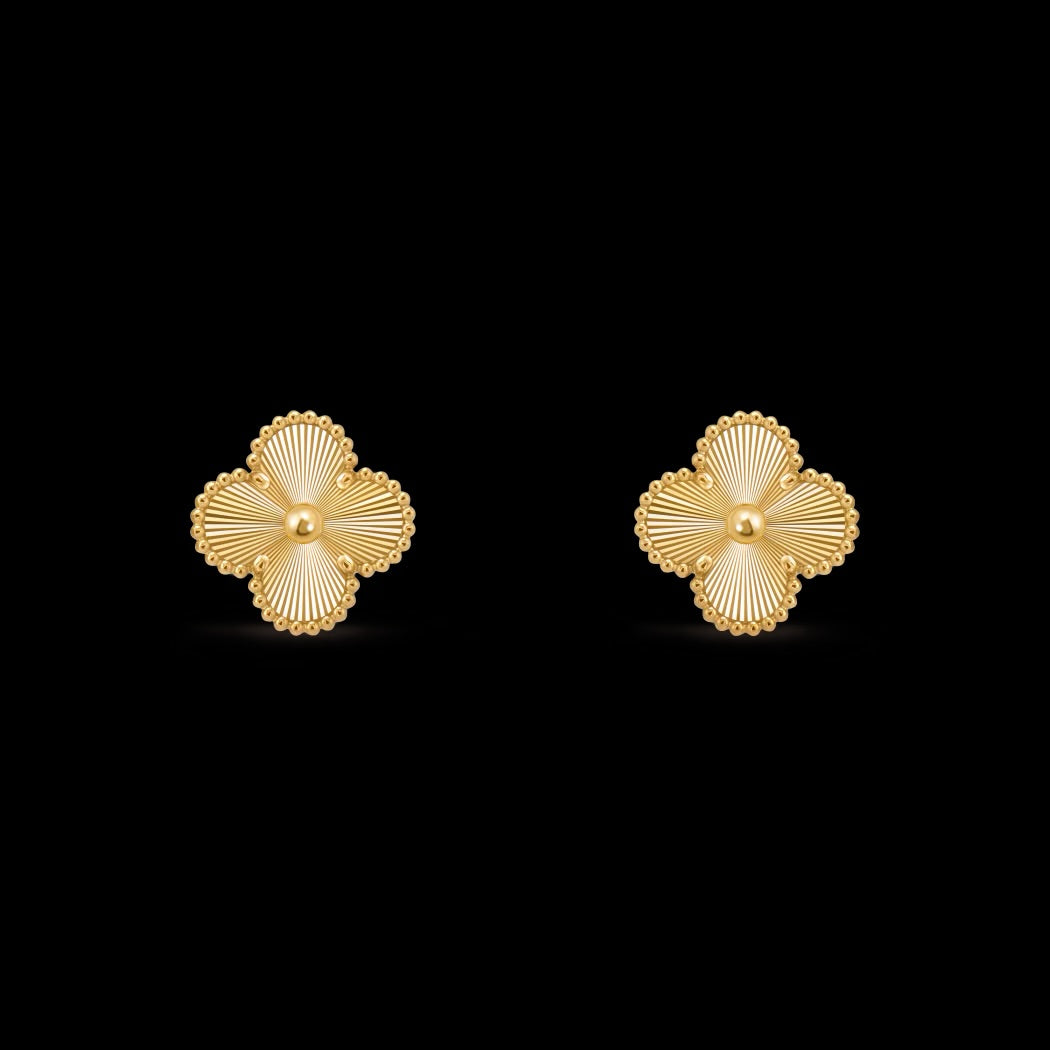 BB Inspired Clover Solid Gold Necklace + Earing Set